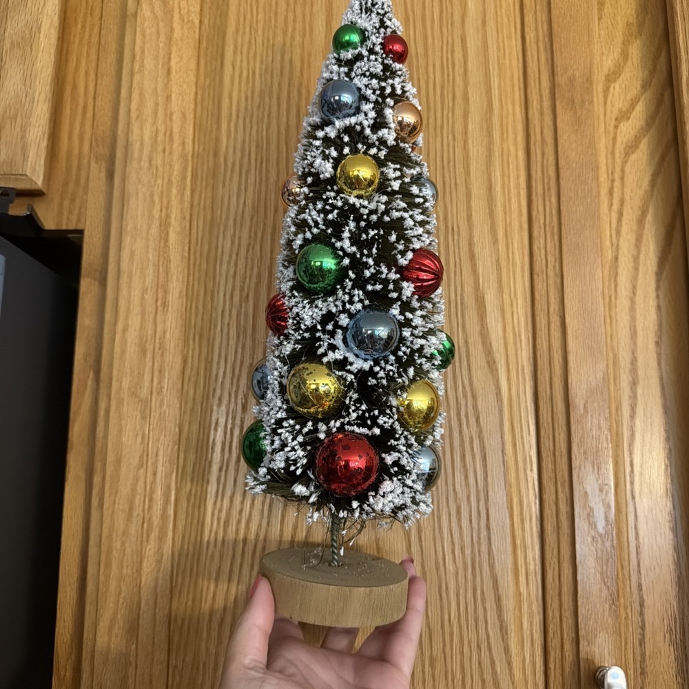Threshold 2024 Small 7" Flocked Bottle Brush Christmas Tree With Ornaments NEW